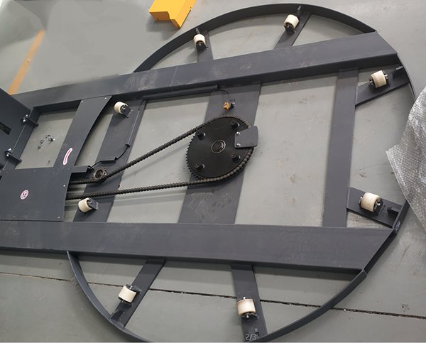 纏繞機底部結(jié)構(gòu)