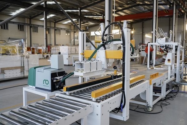 噴膠封箱機(jī)